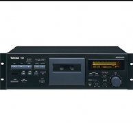 TASCAM 130專(zhuān)業(yè)三磁頭單卡座